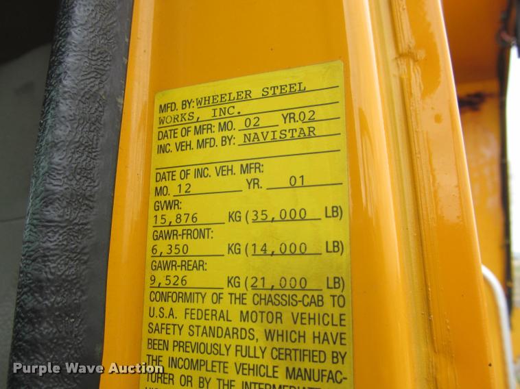 image for item K3948 2002 International 4900 Crew Cab dump truck