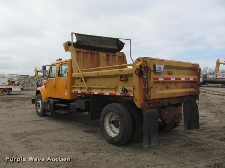 image for item K3949 2002 International 4900 Crew Cab dump truck