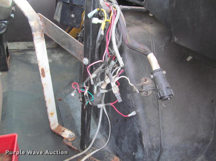 image for item K3949 2002 International 4900 Crew Cab dump truck