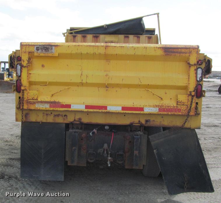 image for item K3950 2002 International 4900 Crew Cab dump truck