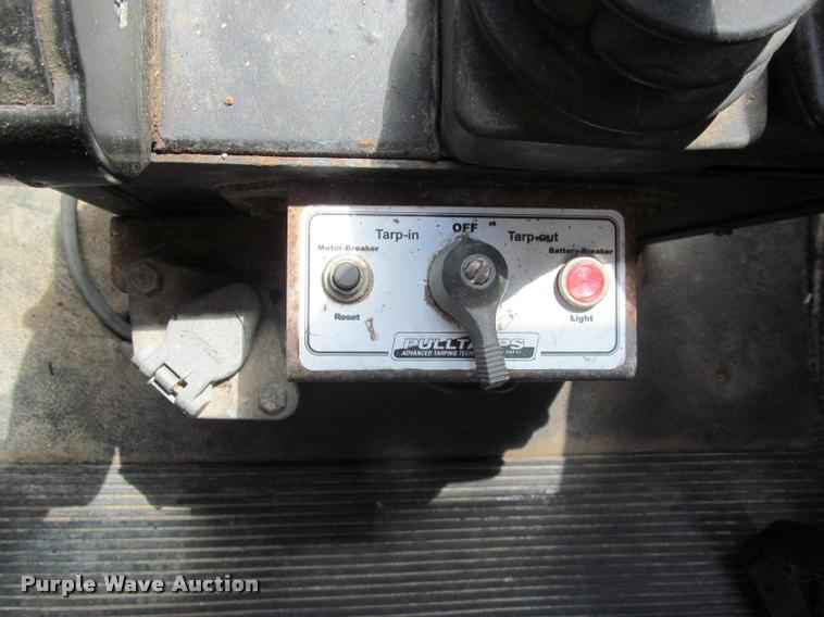 image for item K3950 2002 International 4900 Crew Cab dump truck