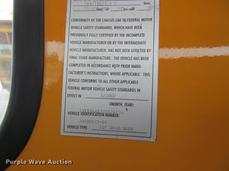 image for item K3951 2002 International 4900 Crew Cab dump truck