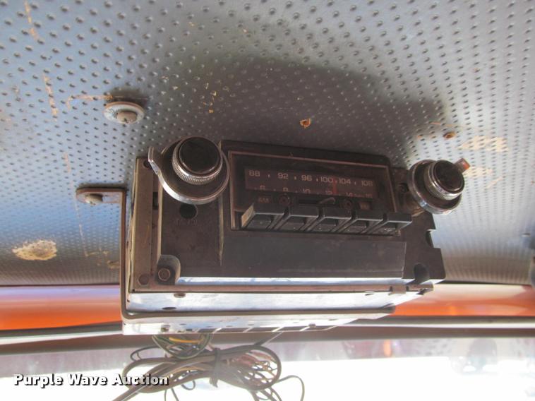 image for item K3952 1986 Ford 8000 dump truck