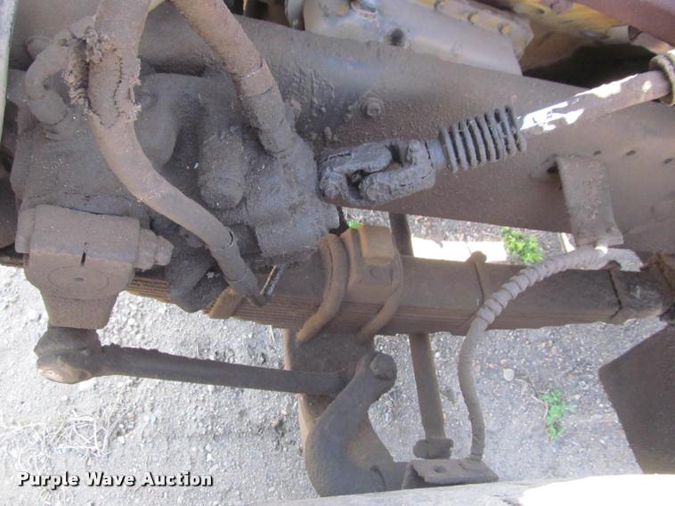 image for item K3952 1986 Ford 8000 dump truck