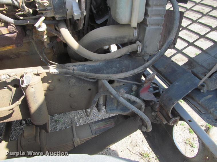 image for item K3952 1986 Ford 8000 dump truck