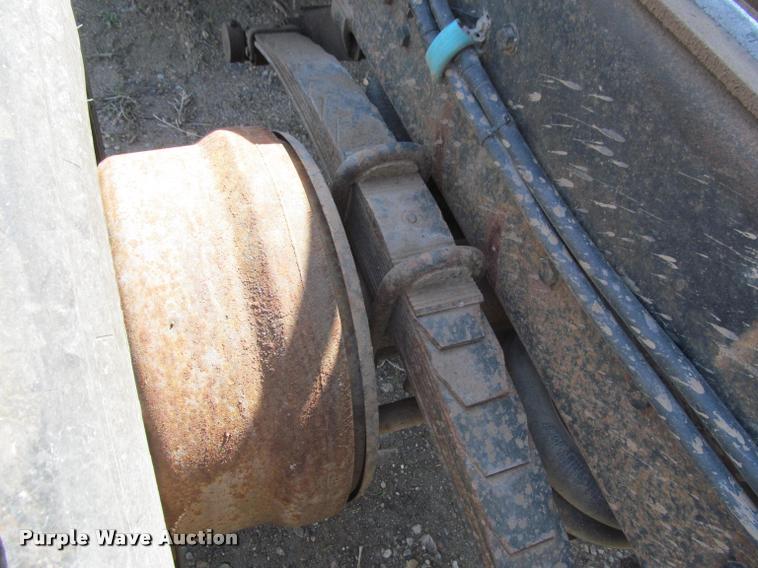 image for item K3952 1986 Ford 8000 dump truck