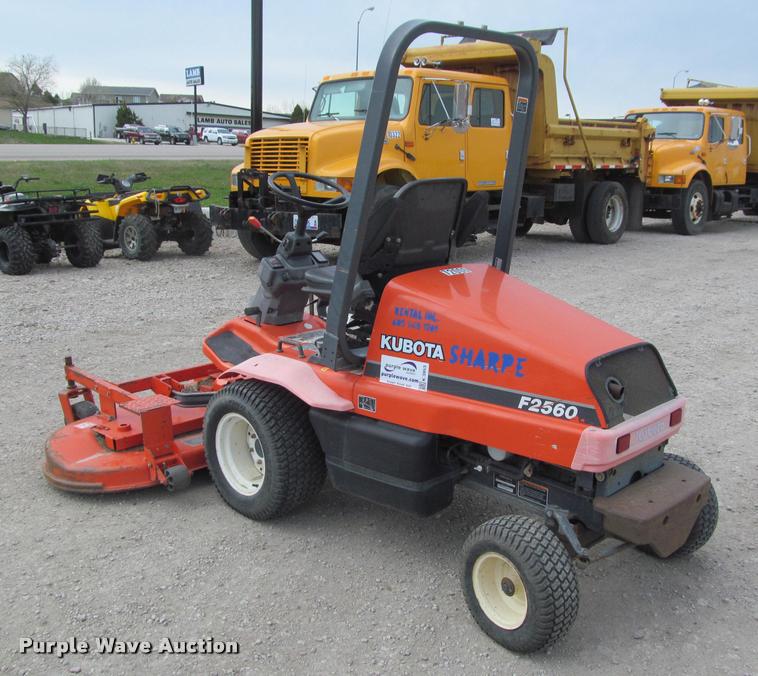 image for item K3953 Kubota F2560E lawn mower