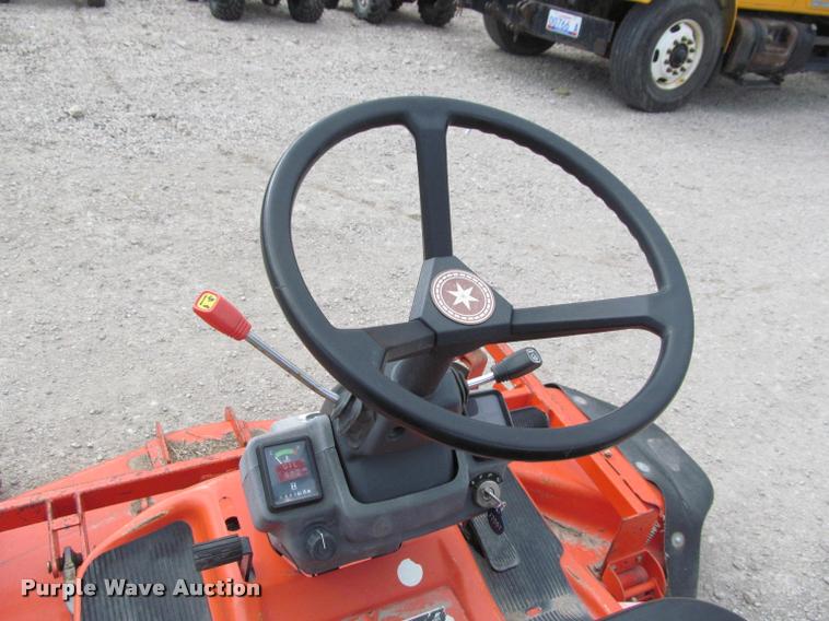 image for item K3953 Kubota F2560E lawn mower