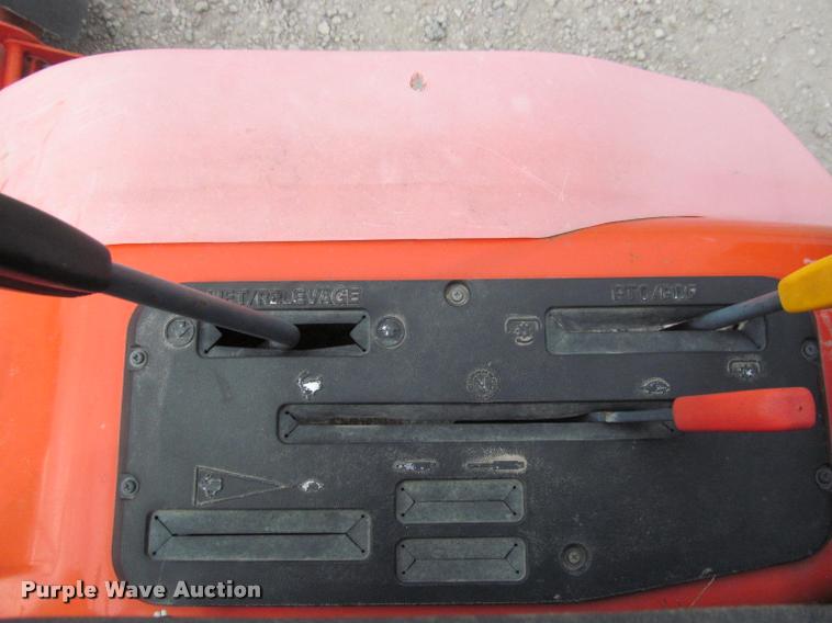 image for item K3953 Kubota F2560E lawn mower