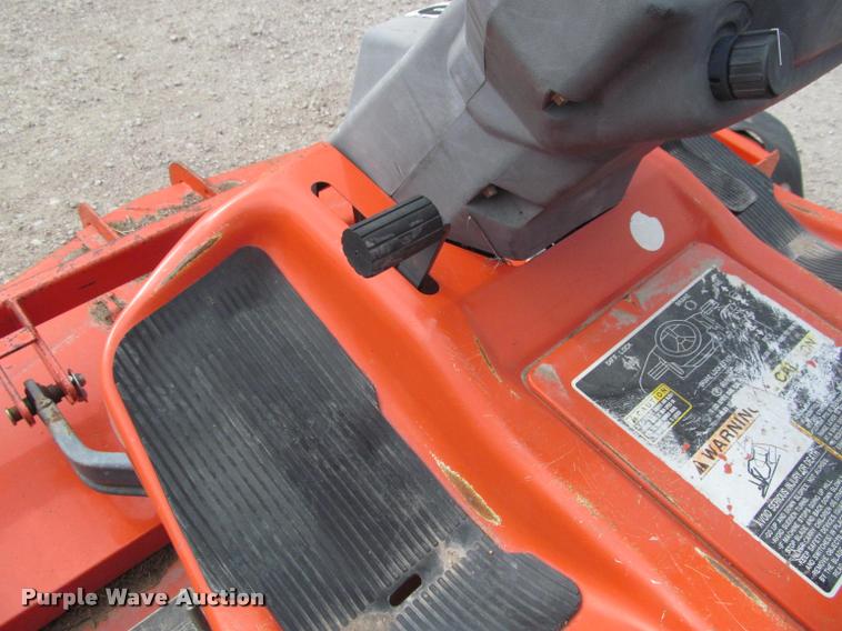 image for item K3953 Kubota F2560E lawn mower