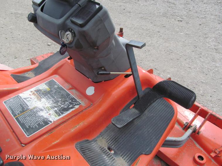 image for item K3953 Kubota F2560E lawn mower
