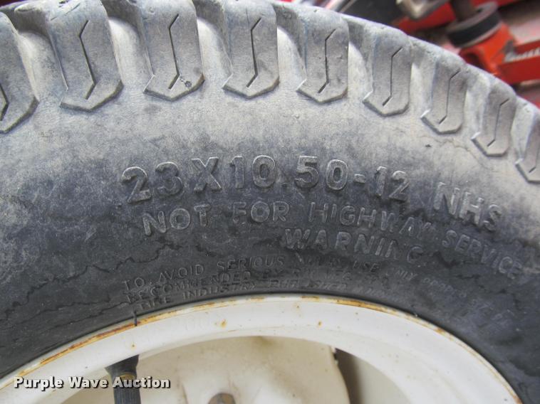 image for item K3953 Kubota F2560E lawn mower