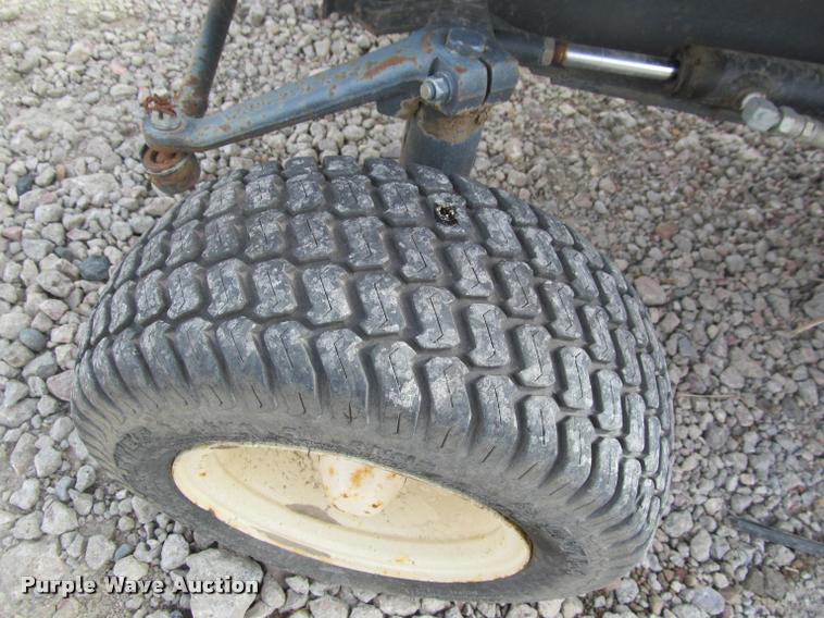 image for item K3953 Kubota F2560E lawn mower