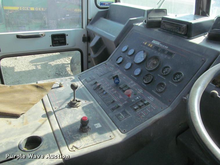 image for item K3956 Elgin Pelican SE street sweeper