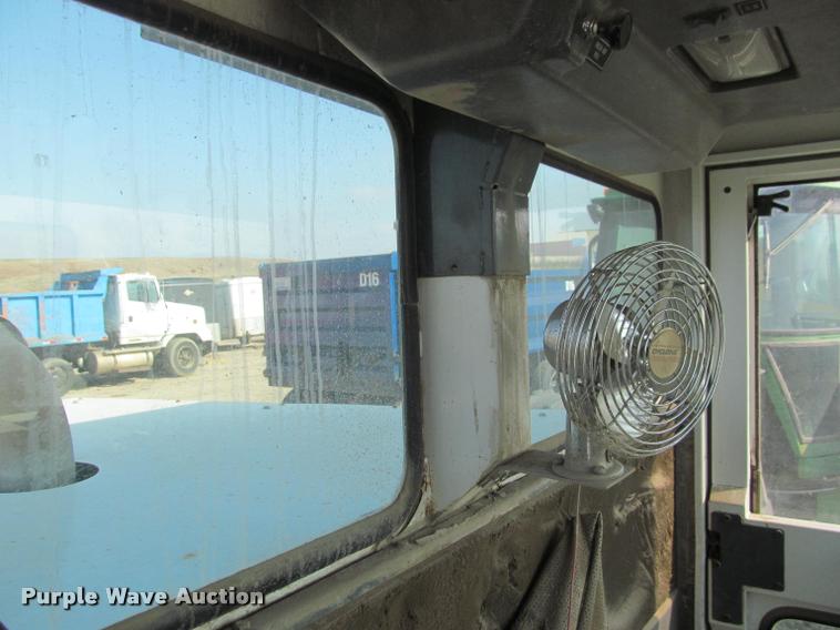 image for item K3956 Elgin Pelican SE street sweeper