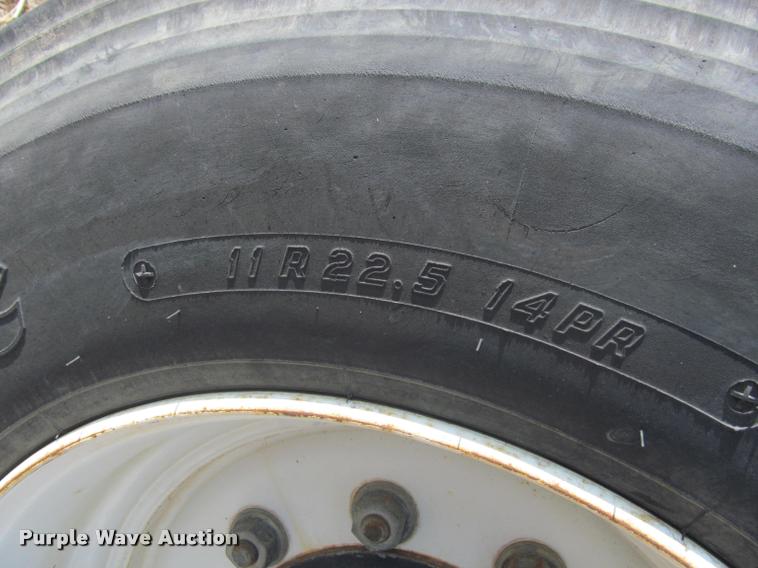 image for item K3956 Elgin Pelican SE street sweeper