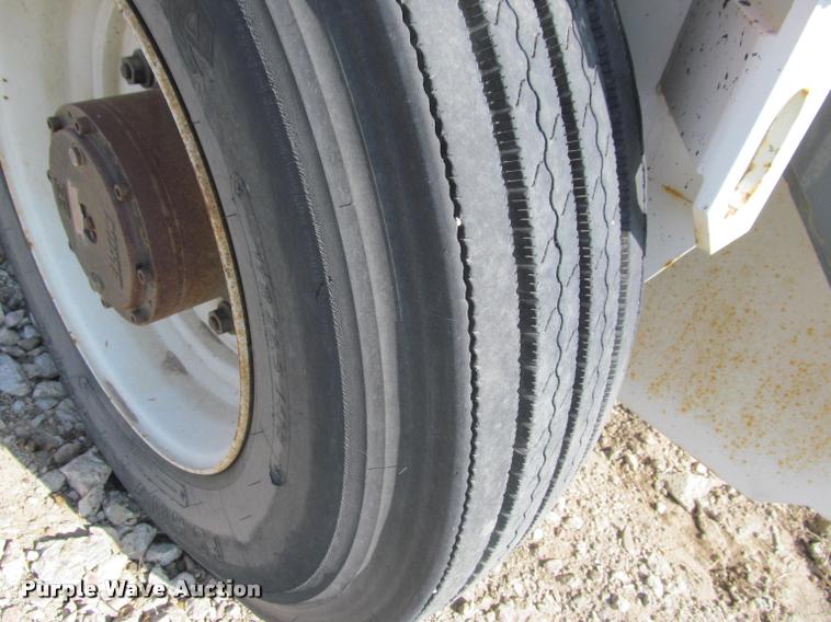 image for item K3956 Elgin Pelican SE street sweeper