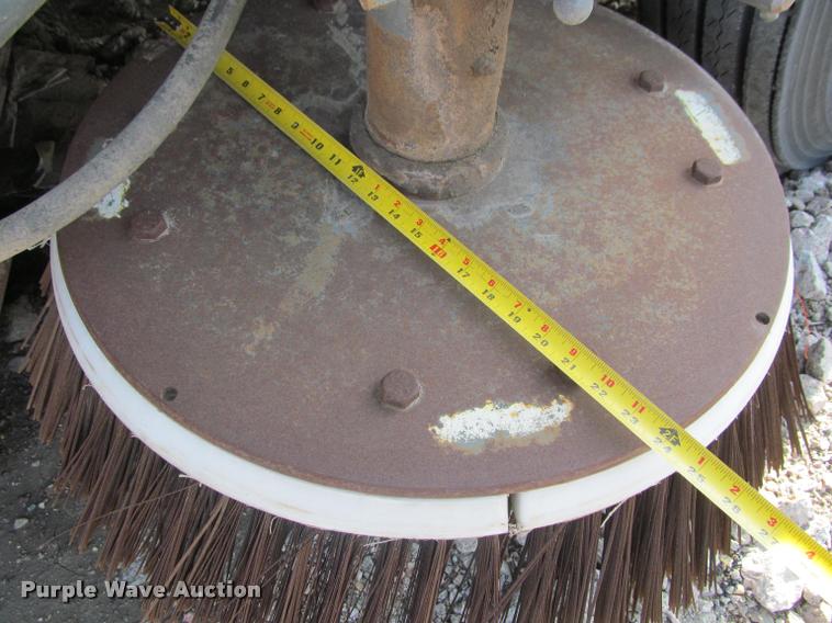 image for item K3956 Elgin Pelican SE street sweeper