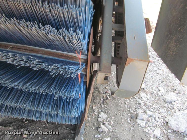 image for item K3956 Elgin Pelican SE street sweeper