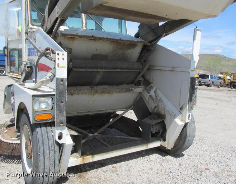 image for item K3956 Elgin Pelican SE street sweeper
