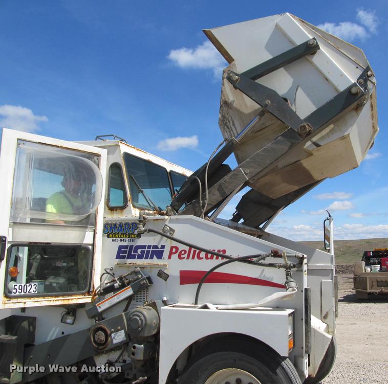 image for item K3956 Elgin Pelican SE street sweeper