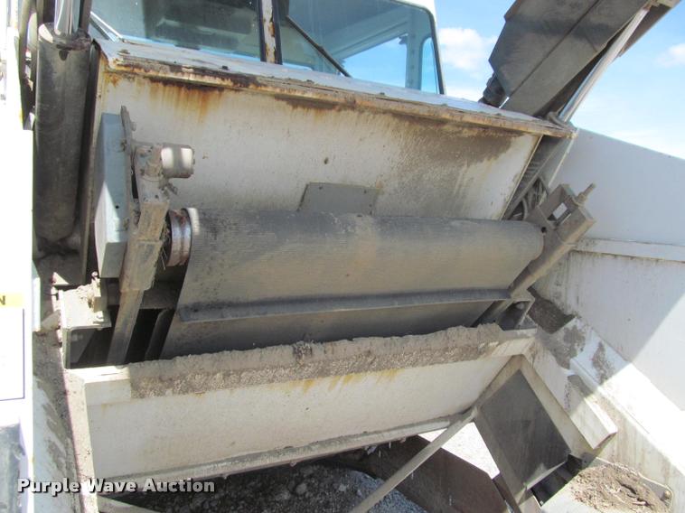 image for item K3956 Elgin Pelican SE street sweeper