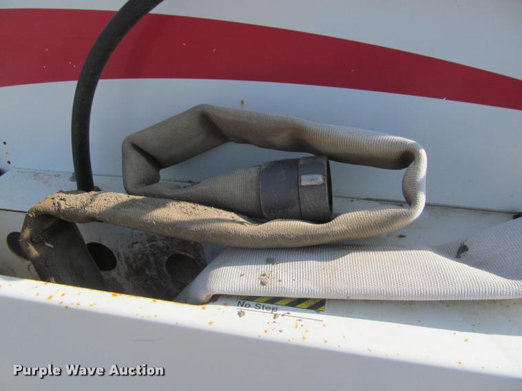 image for item K3956 Elgin Pelican SE street sweeper