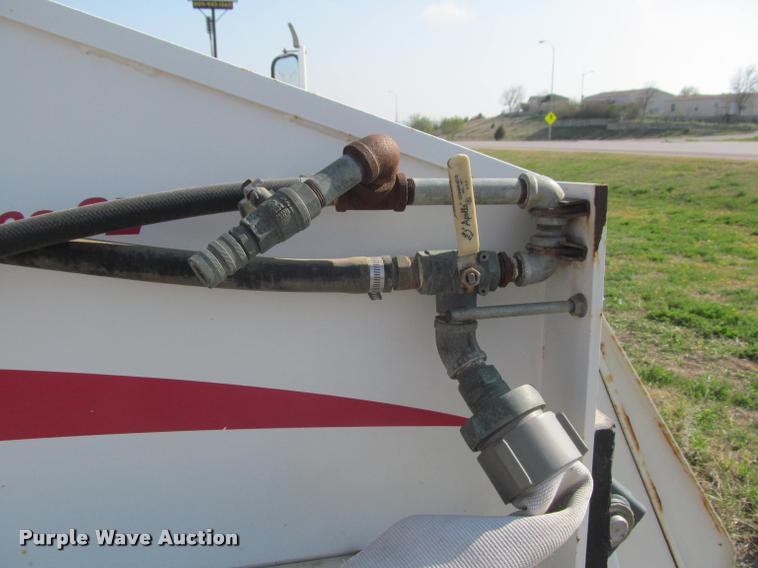 image for item K3956 Elgin Pelican SE street sweeper