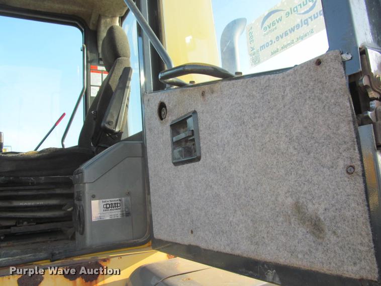 image for item K3957 1999 Komatsu WA120 wheel loader