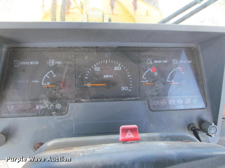 image for item K3957 1999 Komatsu WA120 wheel loader