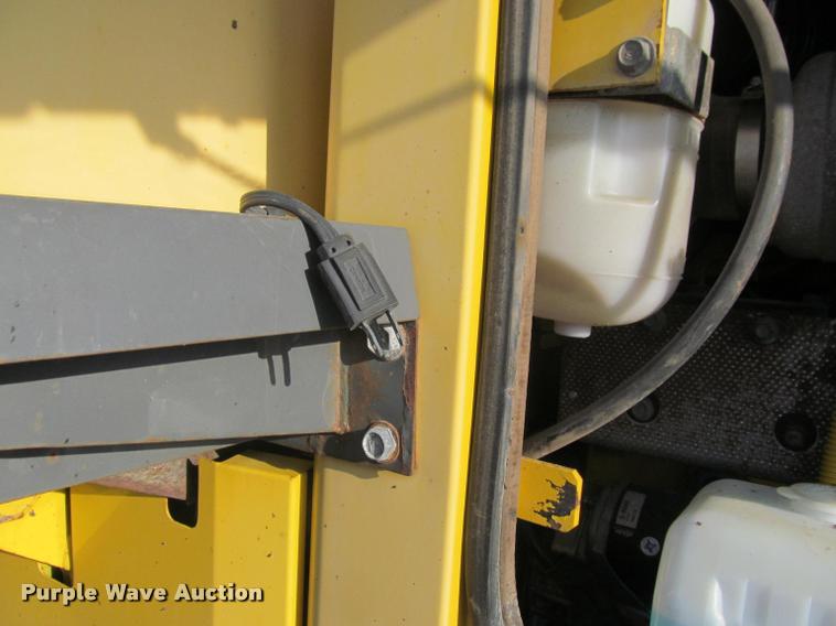 image for item K3957 1999 Komatsu WA120 wheel loader