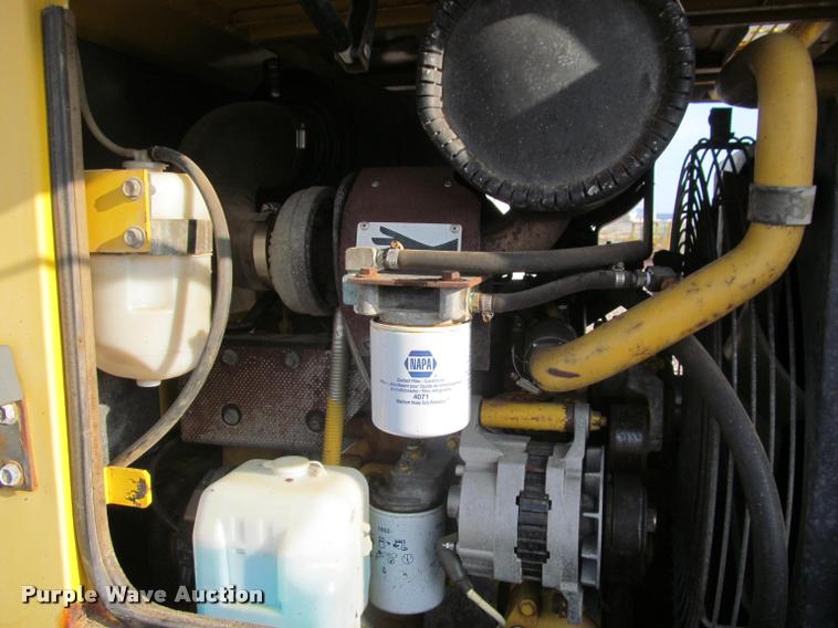 image for item K3957 1999 Komatsu WA120 wheel loader