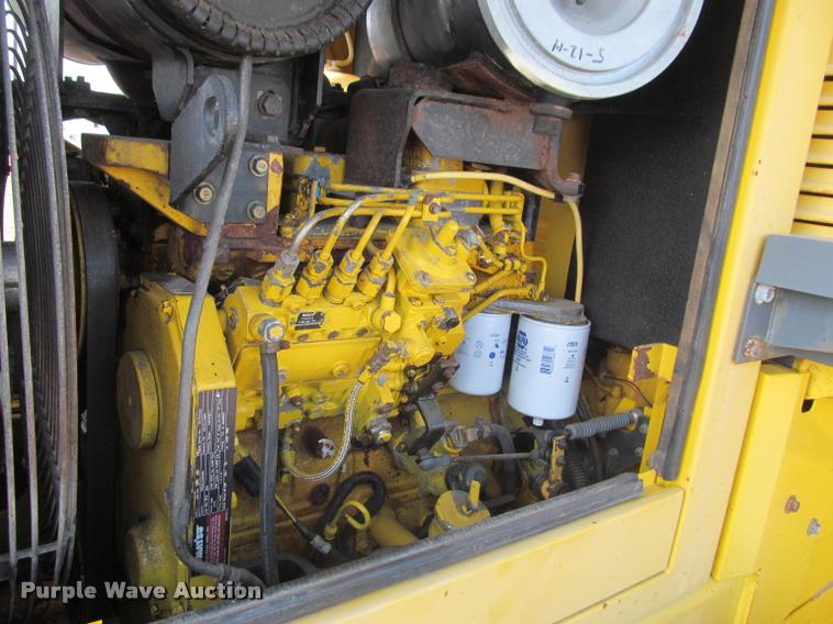 image for item K3957 1999 Komatsu WA120 wheel loader