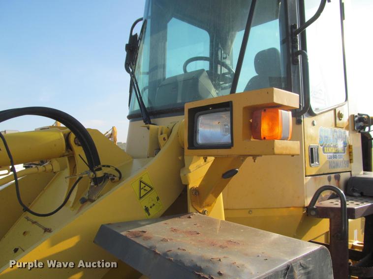 image for item K3957 1999 Komatsu WA120 wheel loader