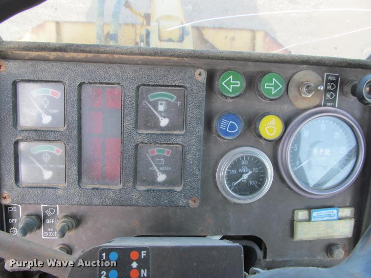 image for item K3958 1995 Komatsu WA120 wheel loader