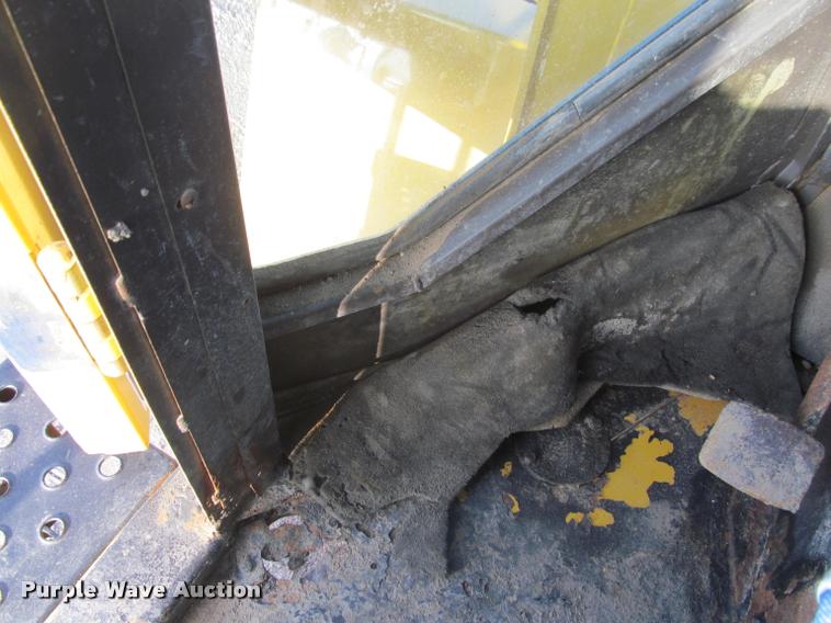 image for item K3958 1995 Komatsu WA120 wheel loader