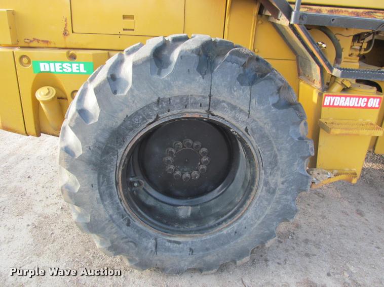 image for item K3958 1995 Komatsu WA120 wheel loader