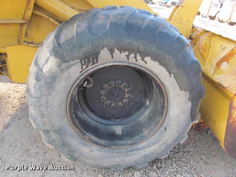 image for item K3958 1995 Komatsu WA120 wheel loader