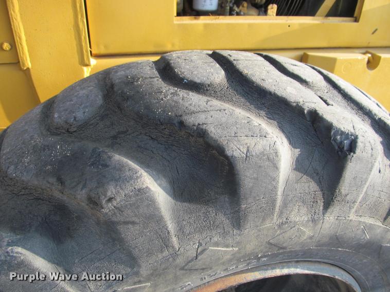image for item K3958 1995 Komatsu WA120 wheel loader