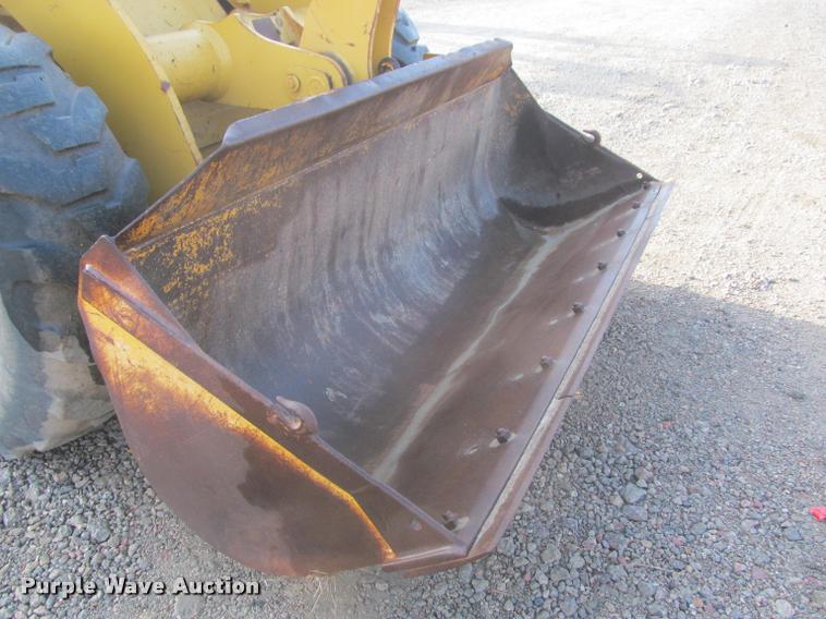 image for item K3958 1995 Komatsu WA120 wheel loader