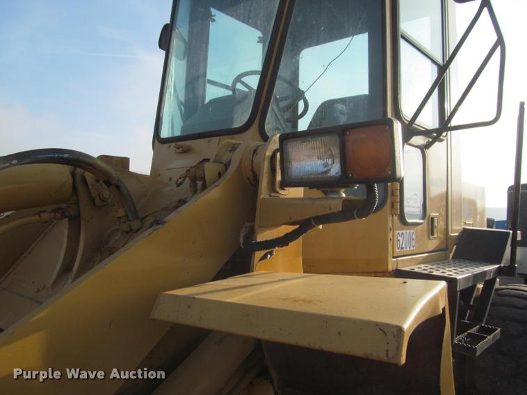 image for item K3958 1995 Komatsu WA120 wheel loader