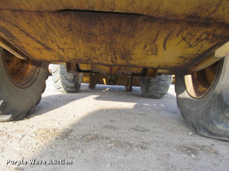 image for item K3958 1995 Komatsu WA120 wheel loader