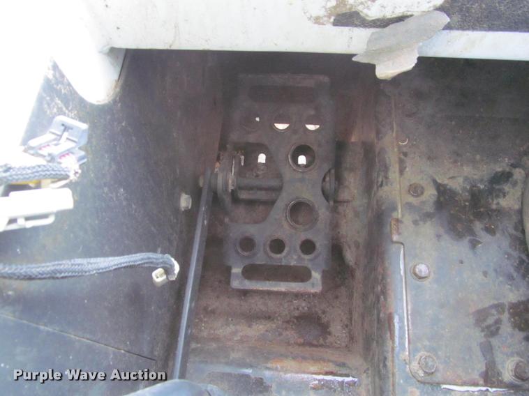 image for item K3961 2011 Bobcat S160 skid steer