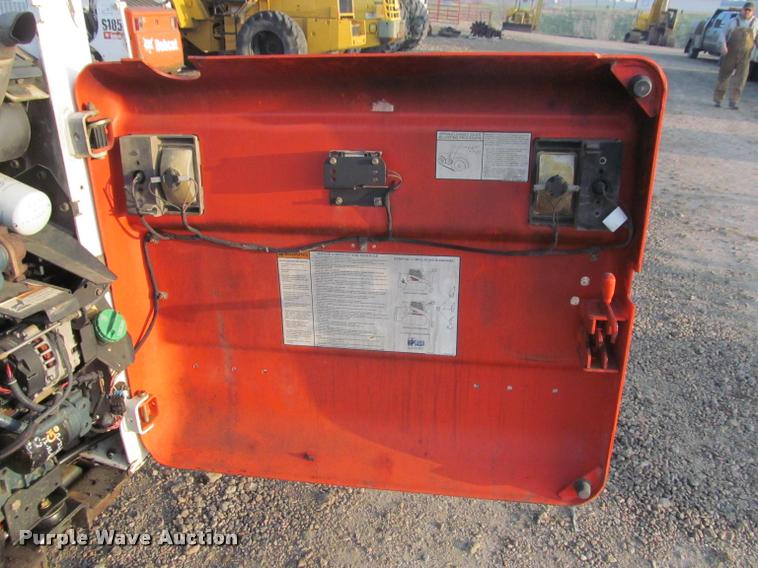 image for item K3962 2009 Bobcat S160 skid steer
