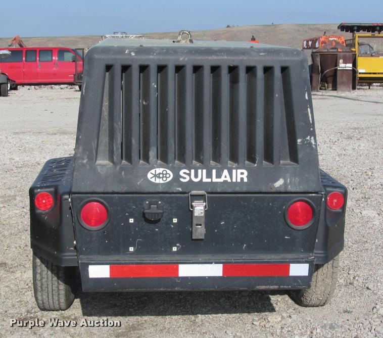 image for item K3964 Sullair 185 air compressor