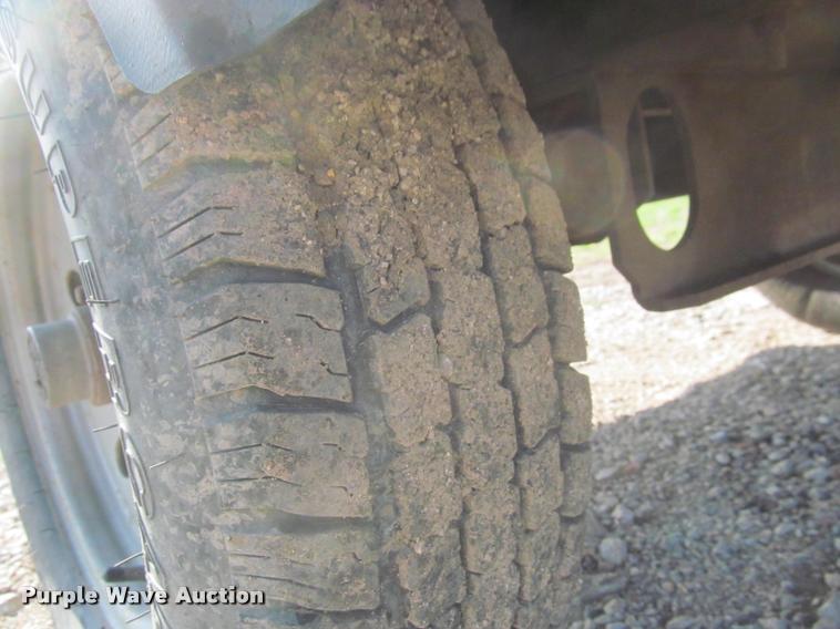 image for item K3964 Sullair 185 air compressor