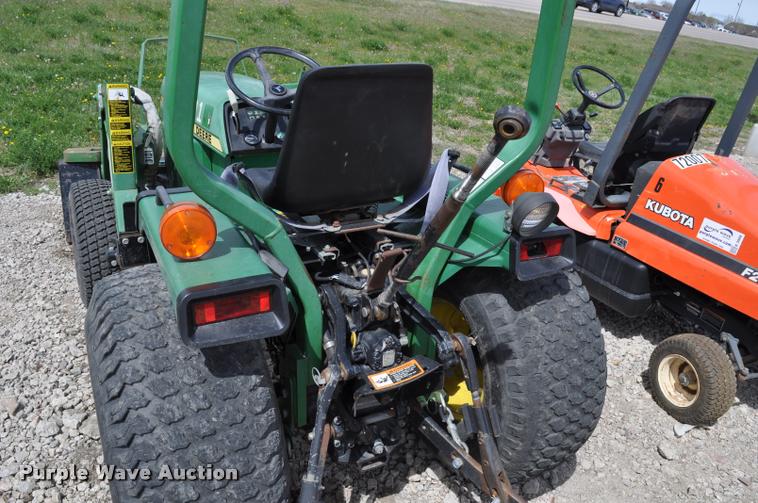 image for item K3969 1995 John Deere 955 MFWD tractor