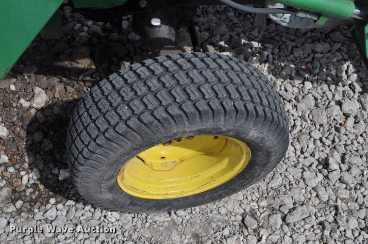 image for item K3969 1995 John Deere 955 MFWD tractor