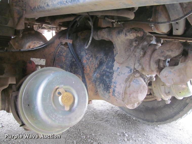 image for item K3971 1988 GMC Brigadier dump truck