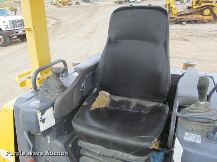 image for item K3979 2006 Komatsu D41P-6 dozer
